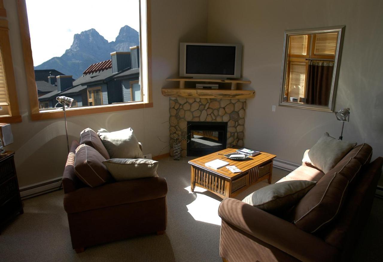 Apartment 407, Contemporary Decor Canmore Eksteriør bilde